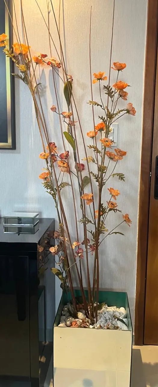 PLANTA DE CHÃO COM BASE ESPELHADA