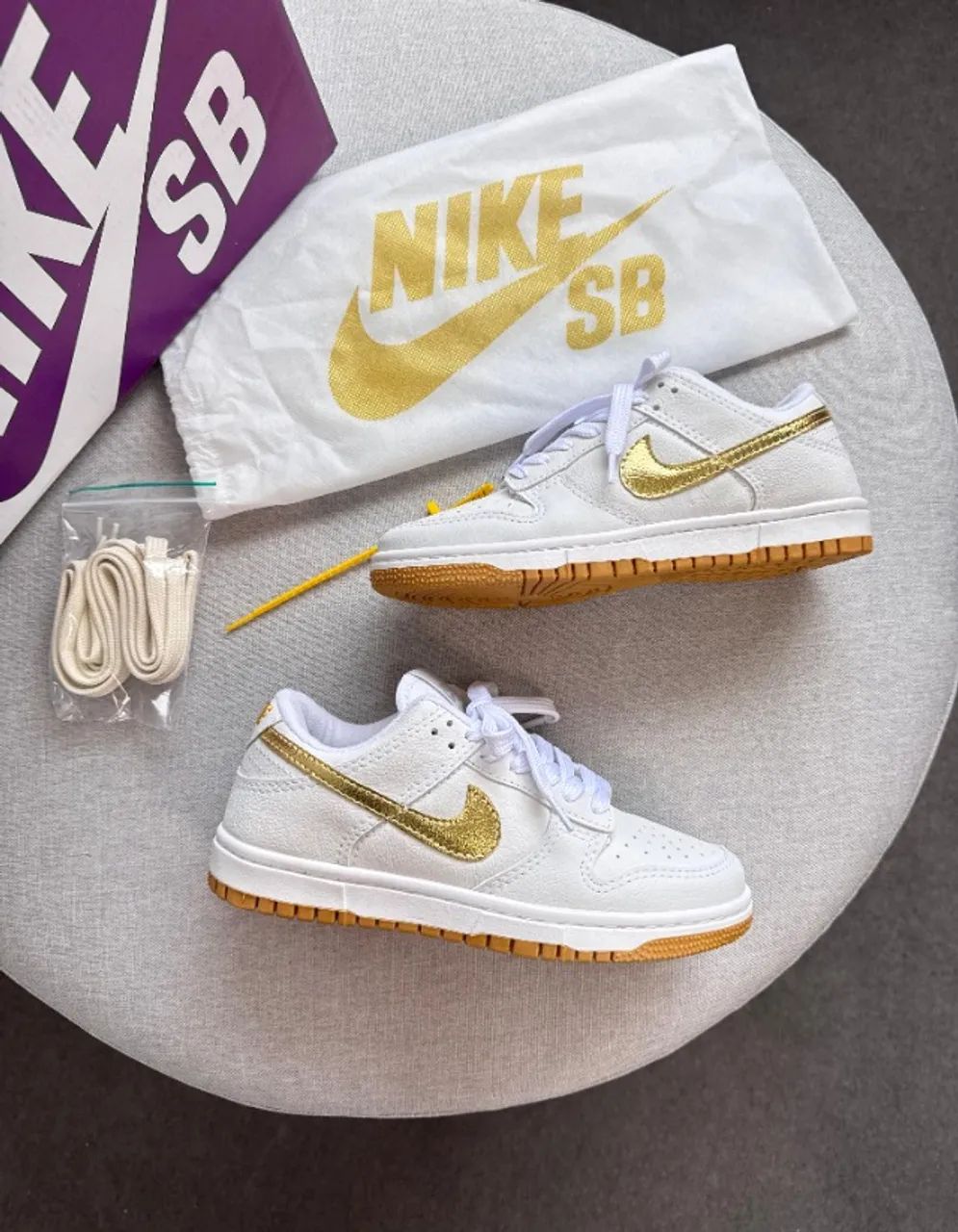 Nike Sb Dunk low Branco/Ouro Feminino Premium - Foto 5
