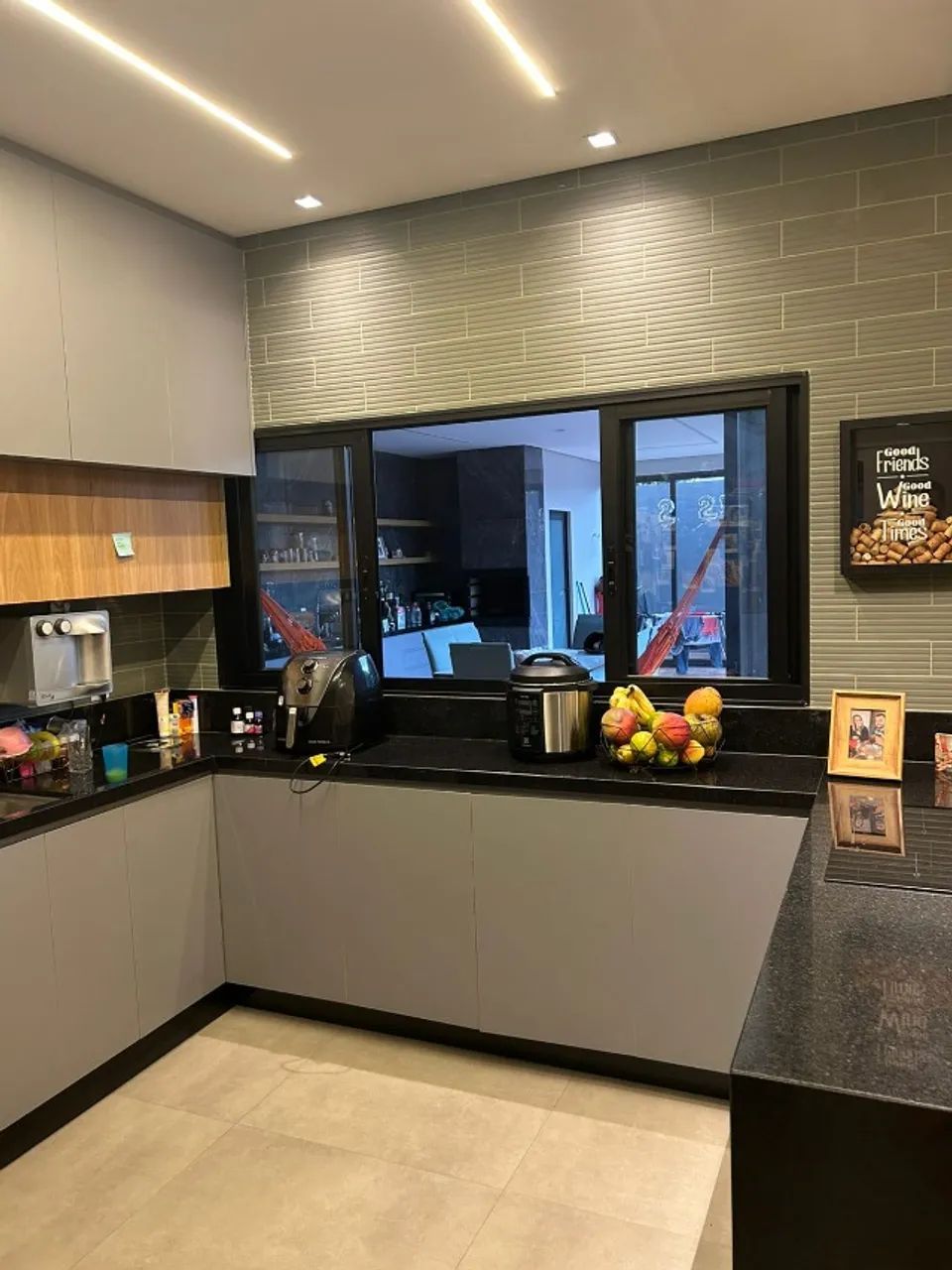 Vendo Casa Moderna com Suíte Master, Closet e Área Gourmet. - Foto 5