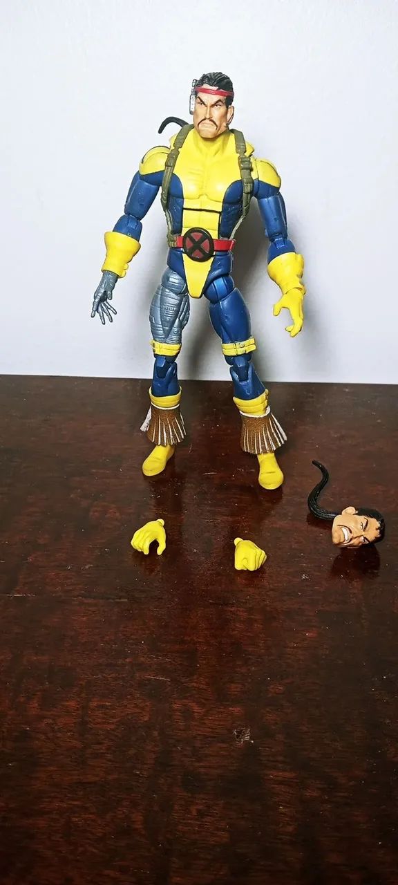 Boneco Forge da Marvel Legends