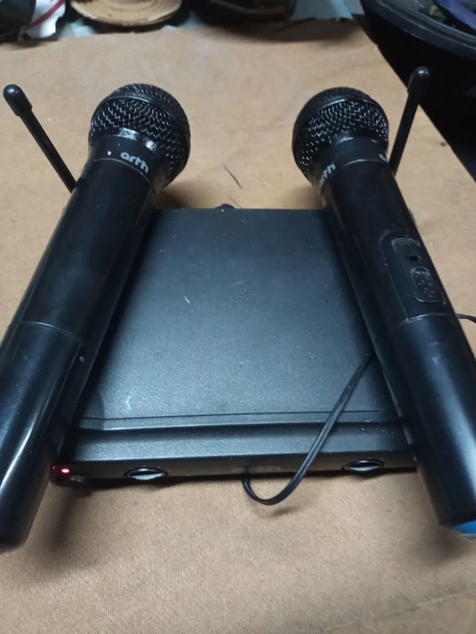 microone sem fio duplo  ARTH  AW-M