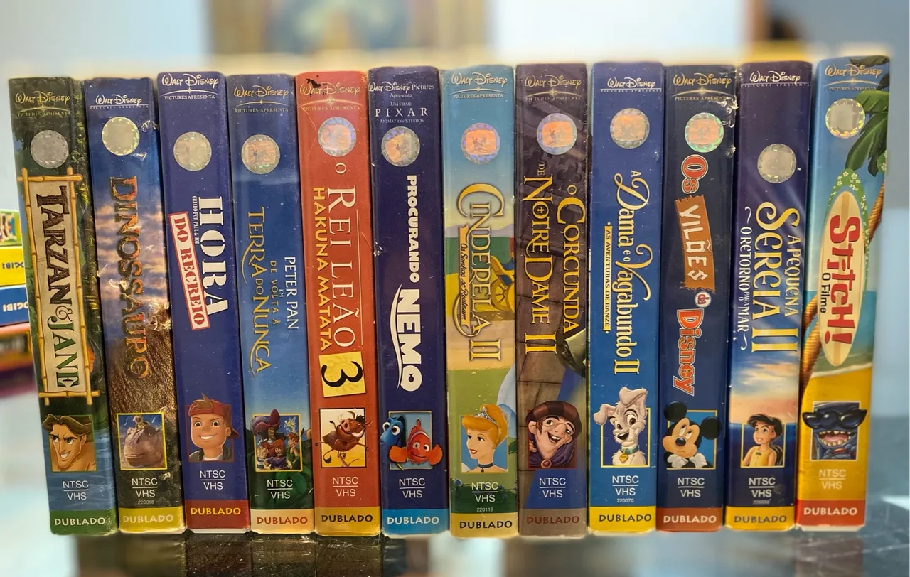 Coleção 12 fitas VHS -Pictures Apresenta Walt Disney
