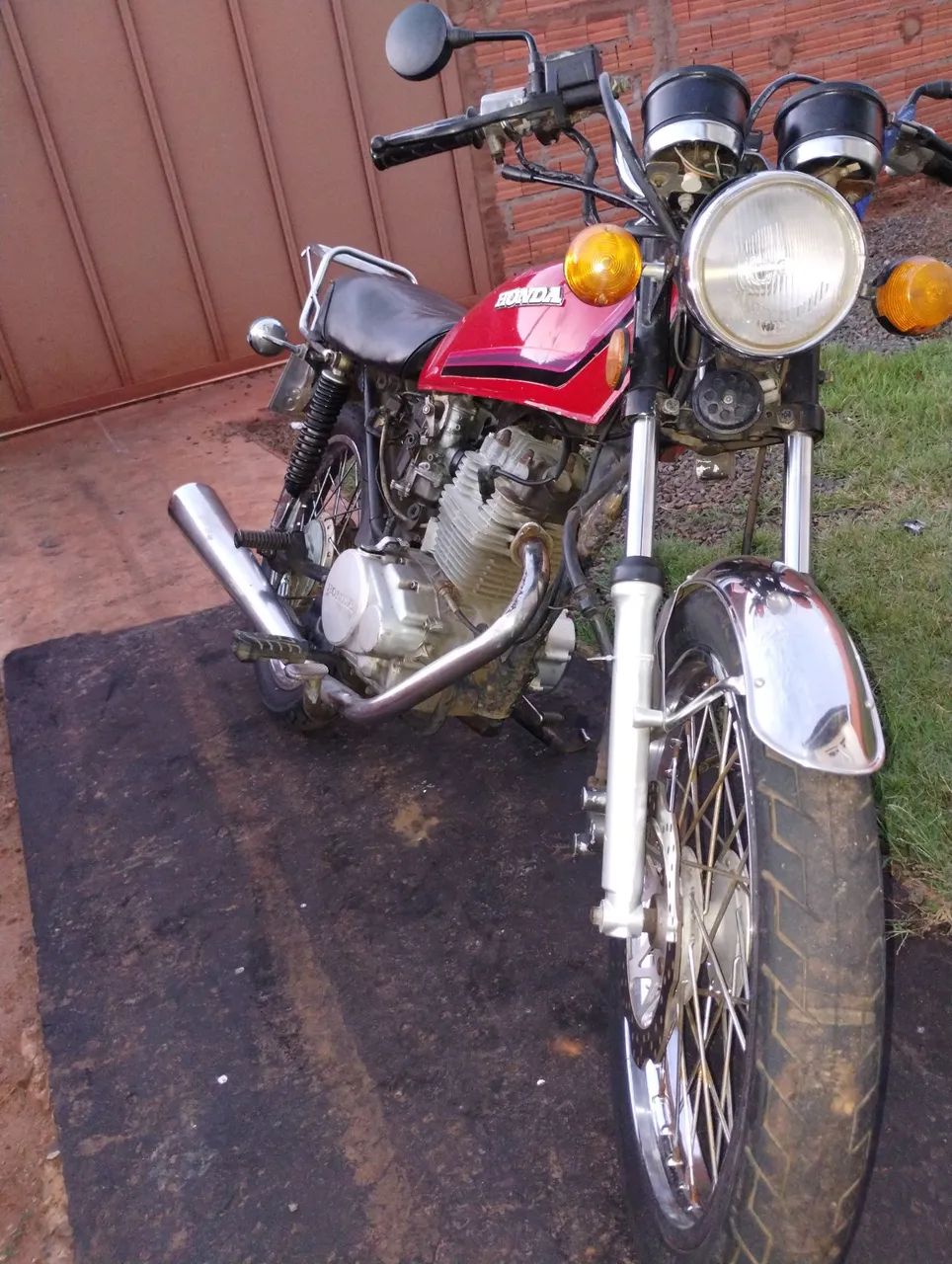 1982 125 bolinha vermelha