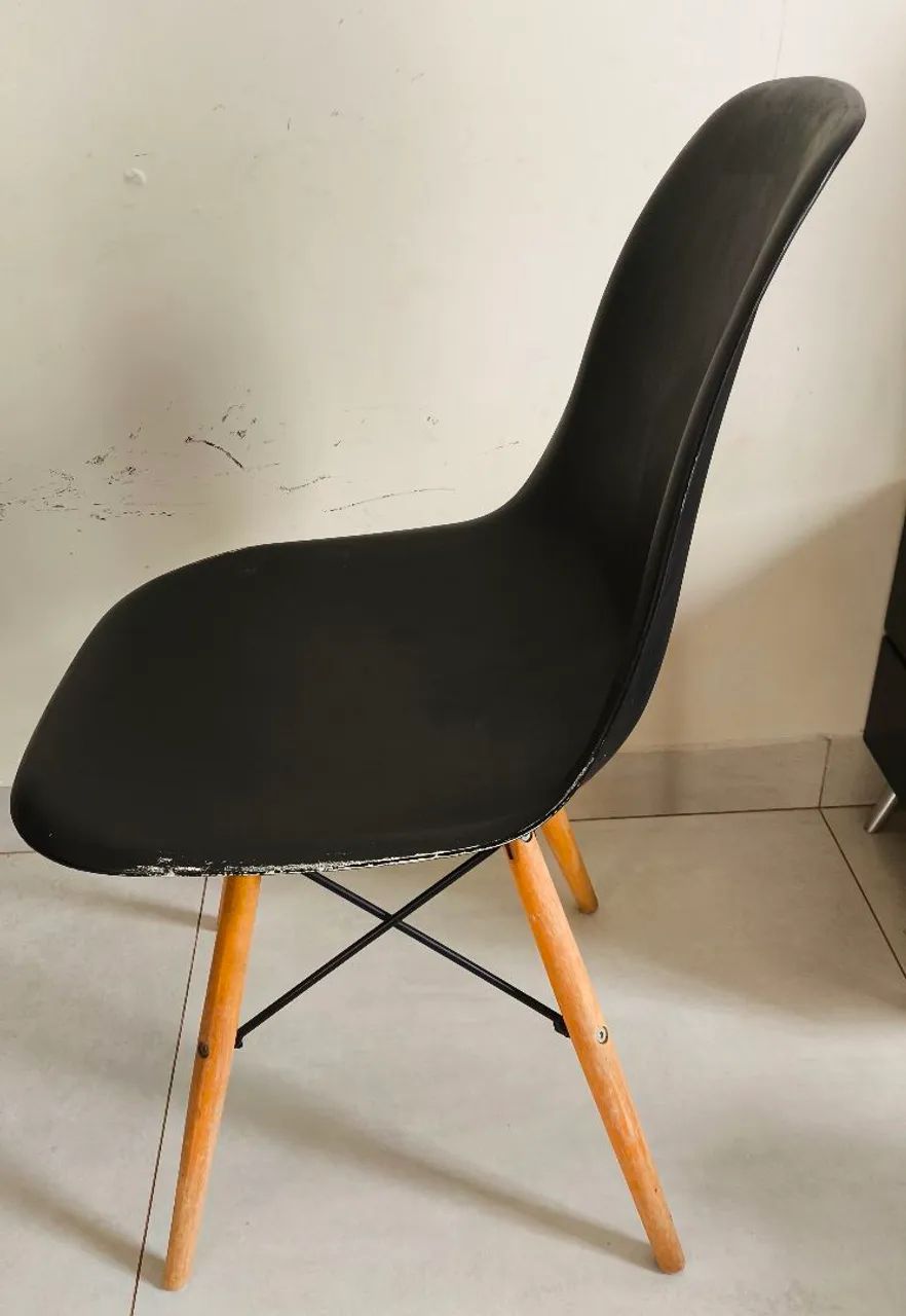Vendo mesa vidro Romero britto + 4 cadeiras  - Foto 4