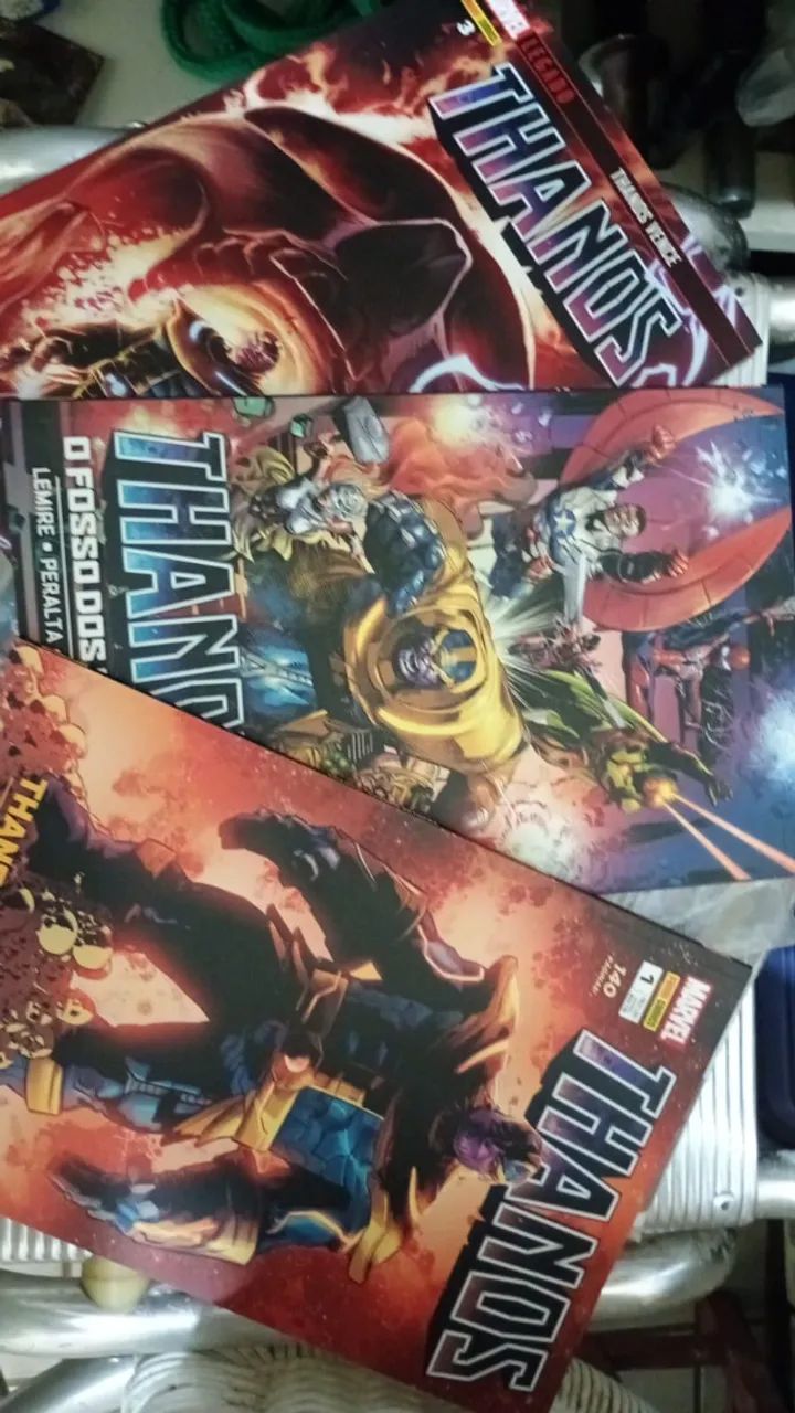 Hq Marvel Legado - Thanos Completo