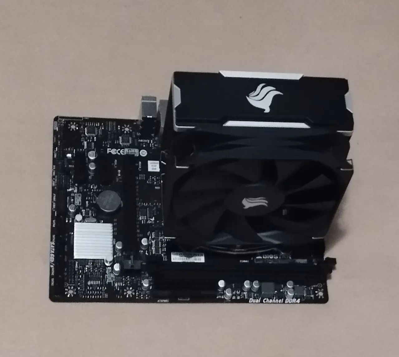 Placa mãe e processador 