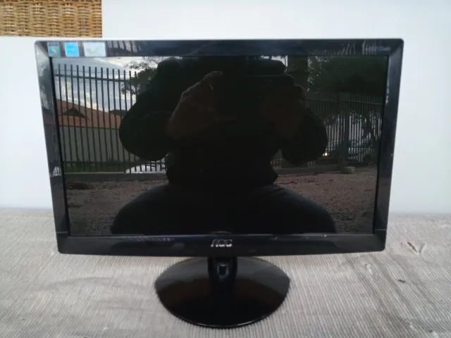 Monitor AOC mod E1621SWB LED 15.6 pol - Foto 2