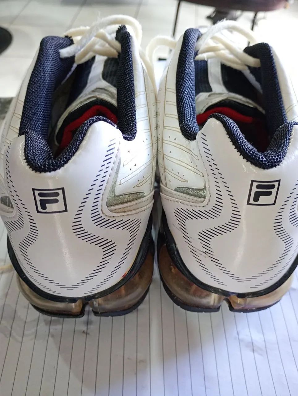 Vendo Tênis Fila Branco - Número 41  - Foto 6