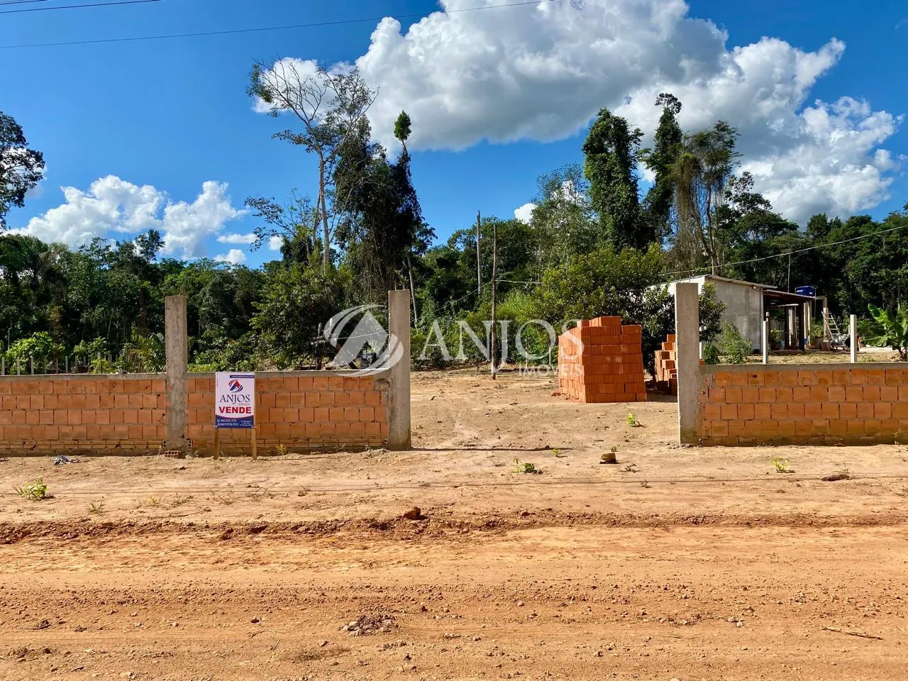 ÁGIO DE CHÁCARA DISPONIVEL NO PORTAL DA FLORESTA, EM SINOP-MT.