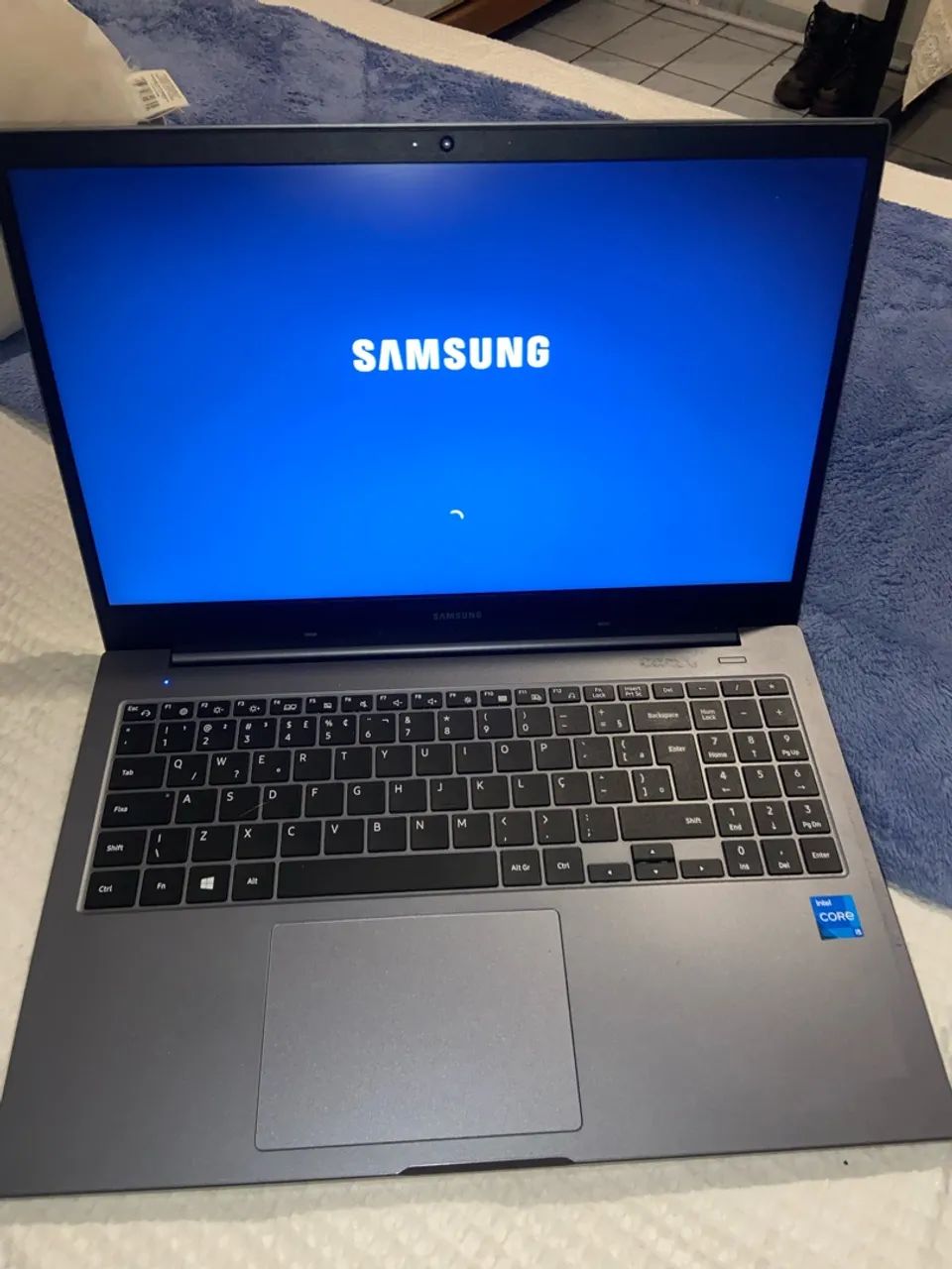 Notebook Book Samsung - Intel core I5, 16GB RAM , 1 TERA HD