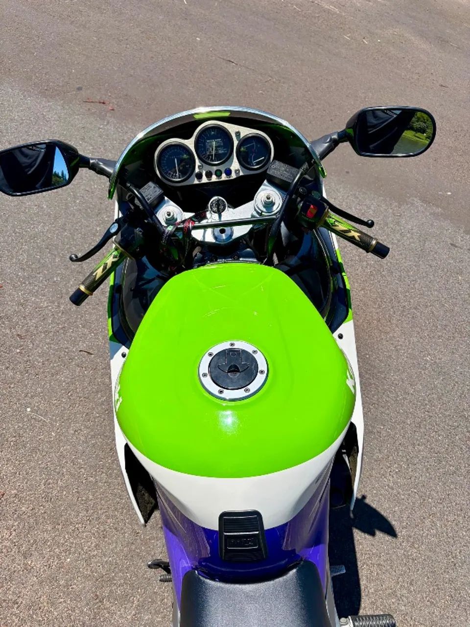 Kawasaki Zx-9r 900cc 1995 - 1479695653 | OLX