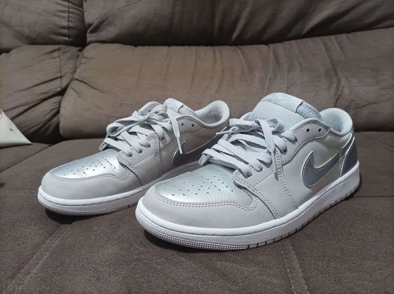 Jordan 1 Low Metallic Silver 42 - Foto 5
