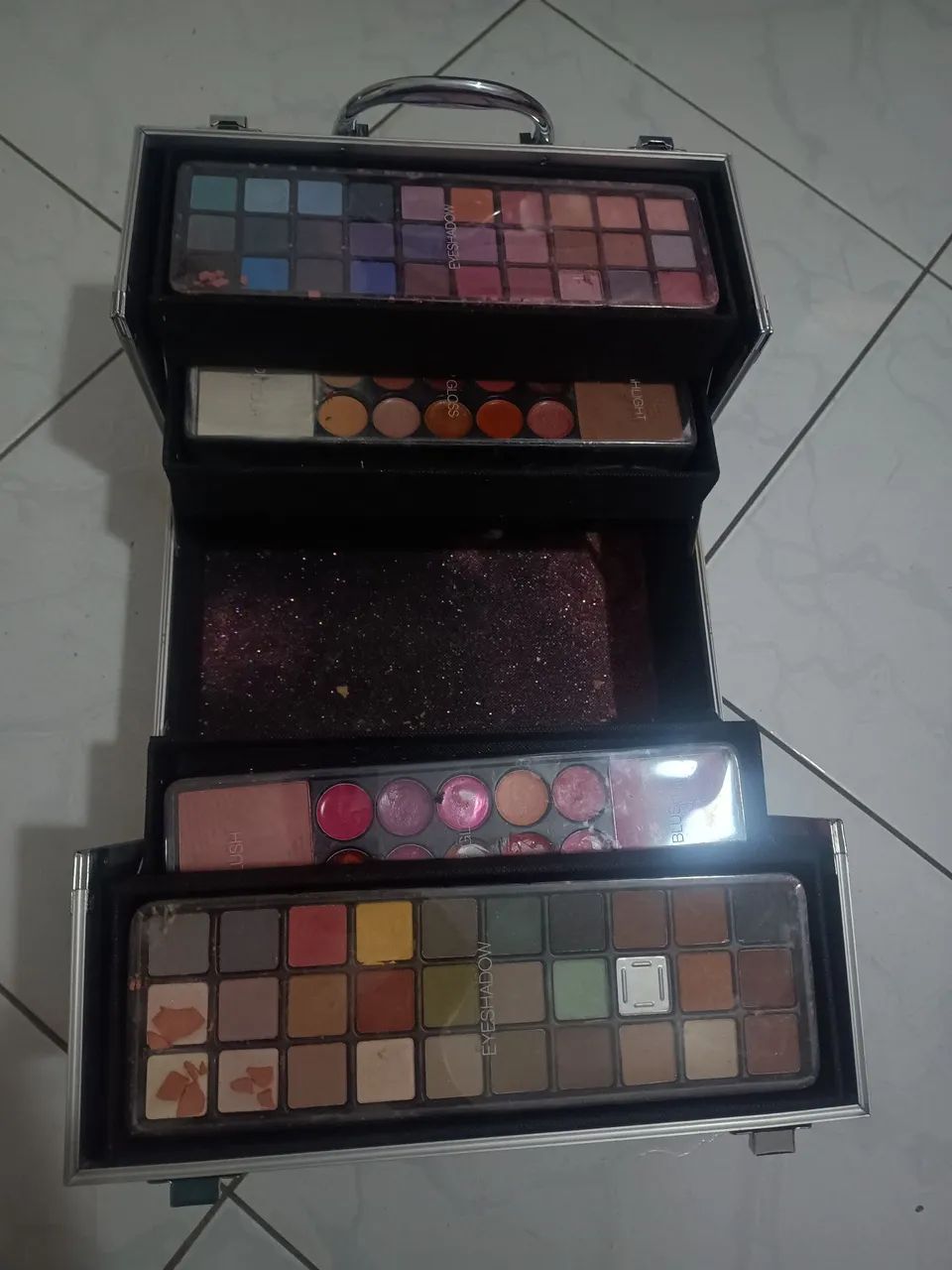 Maleta de maquiagem  - Foto 4