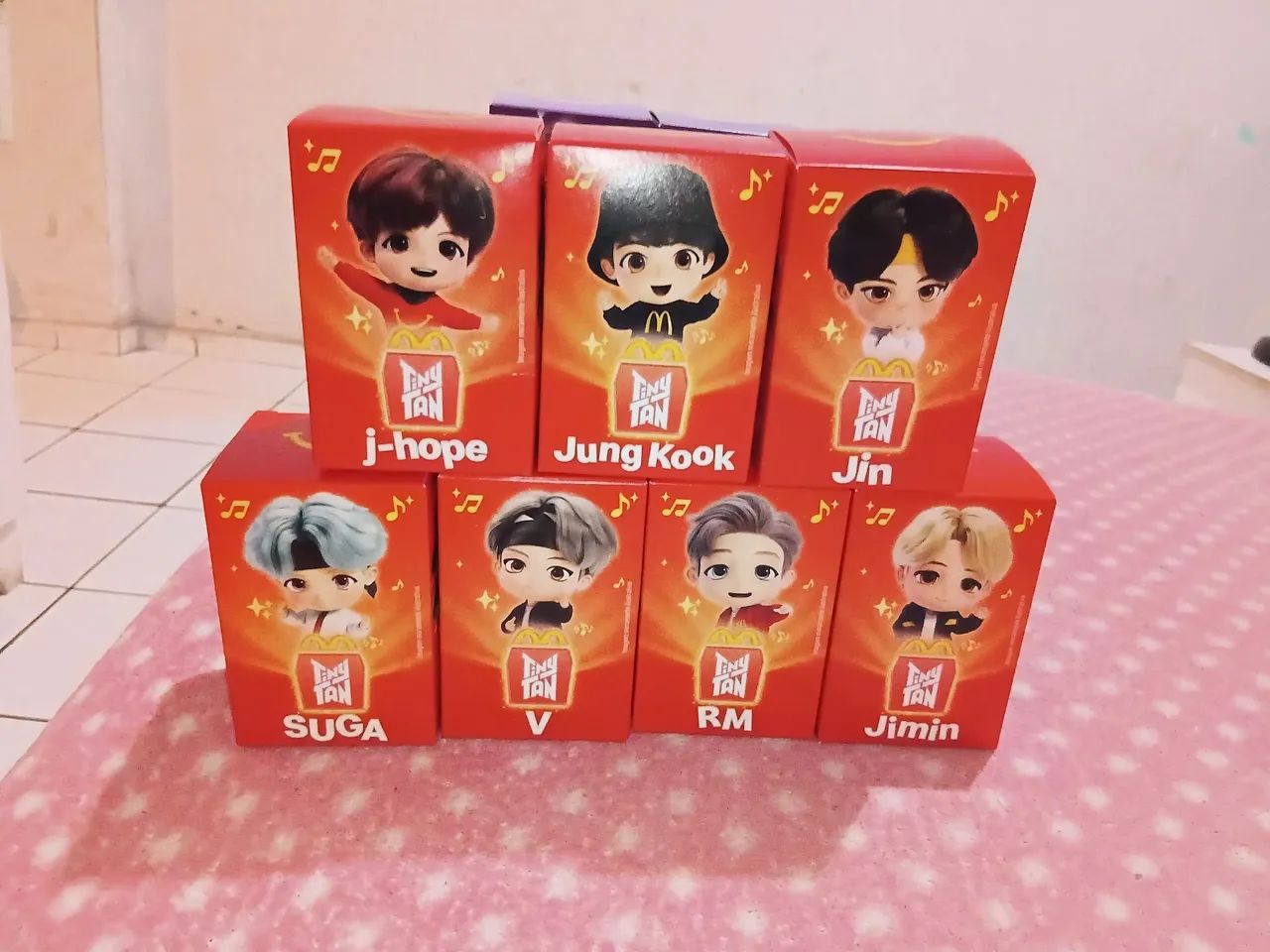 Boneco bts