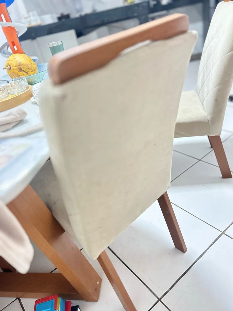 Vendo conjunto de 06 cadeiras de jantar  - Foto 5