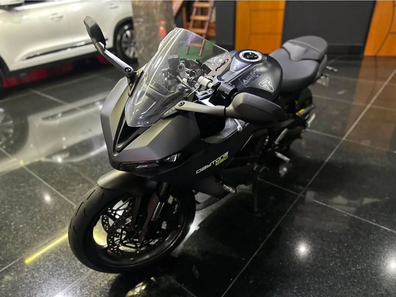 Triumph Daytona 660 2025 - Foto 3