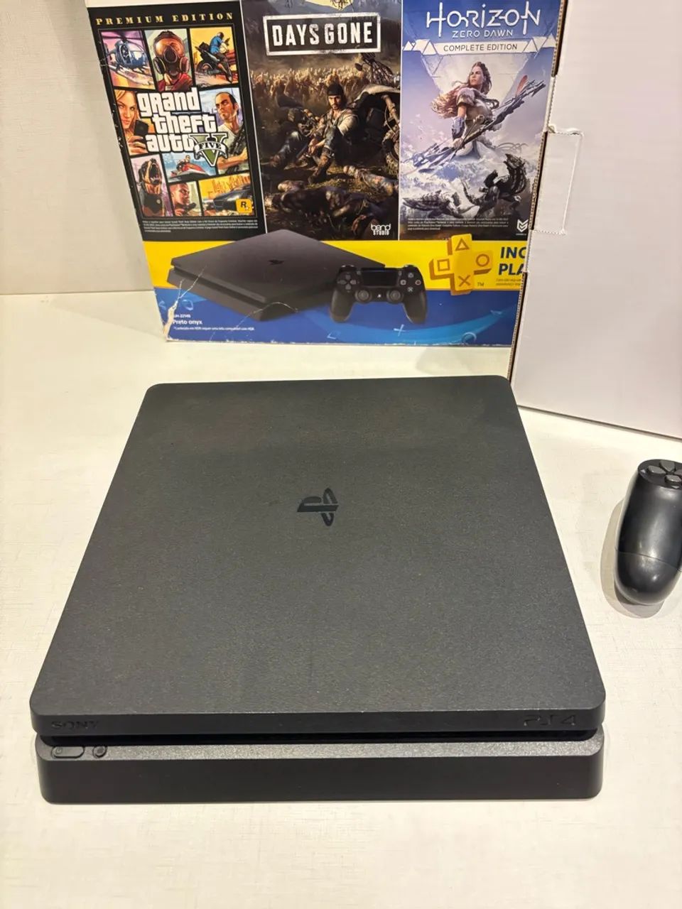 PS4 SLIM 1 TB - Foto 3