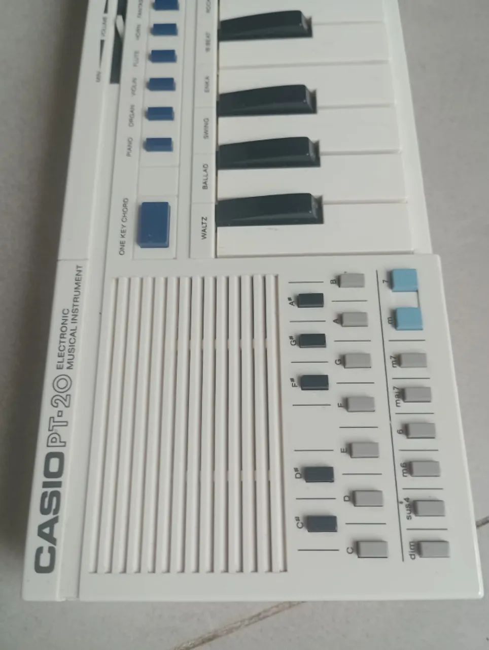 Casio PT-20 teclado de 1982 Funcionando - Foto 2