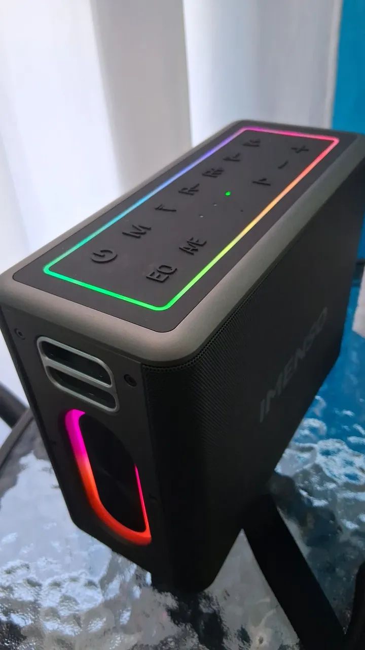 Caixa de som 1200 watts 