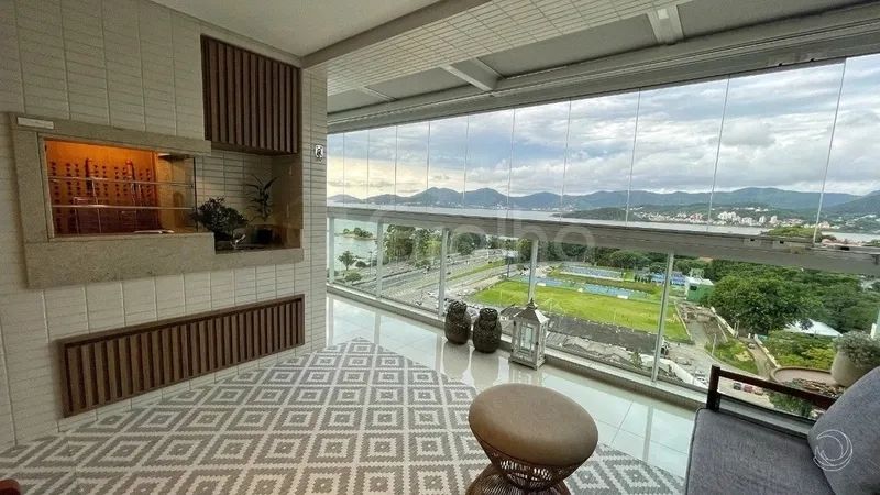 Lindo apartamento com 3 suítes e 2 vagas de garagem - Foto 2