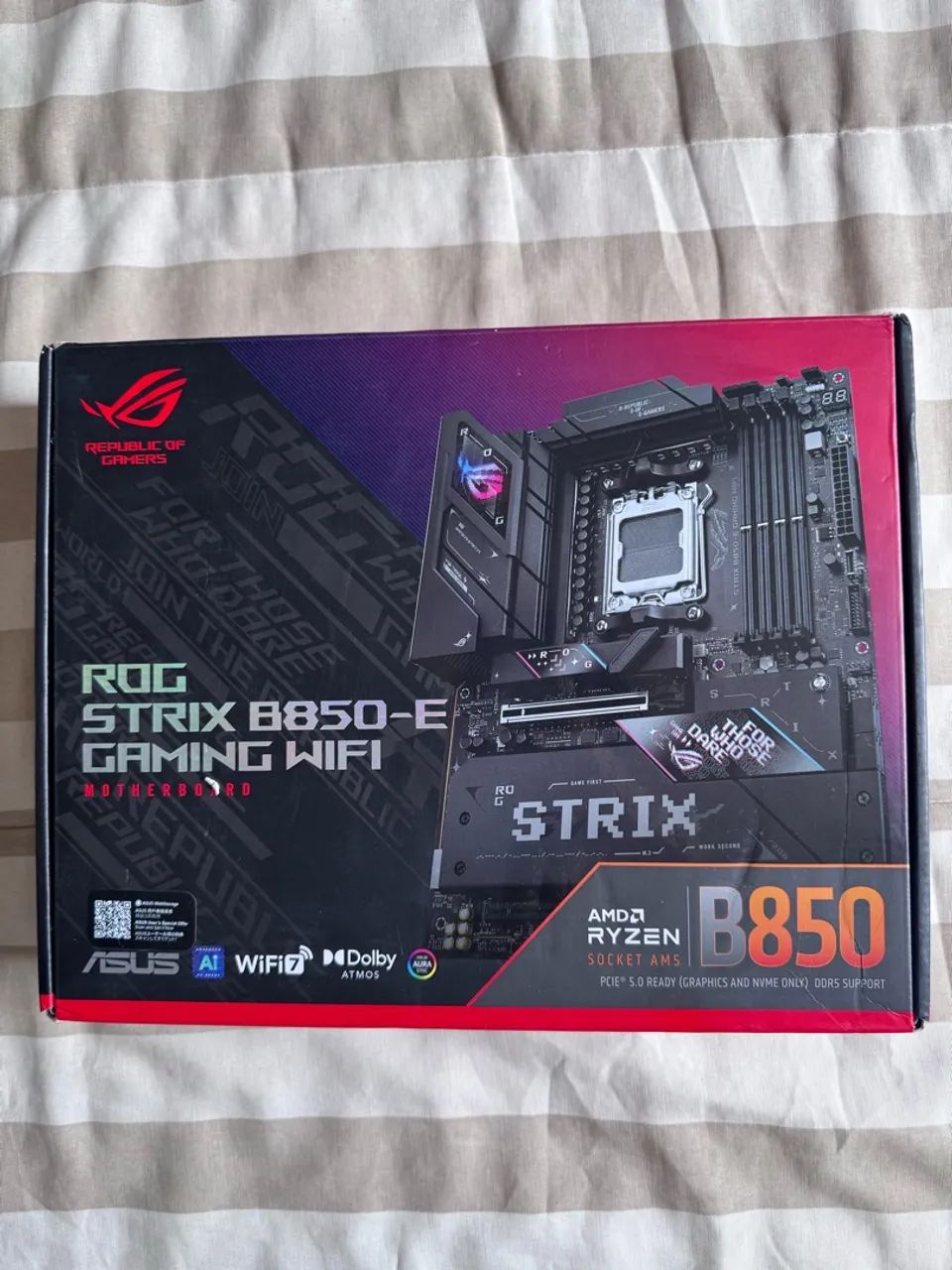 ASUS ROG STRIX B850-E GAMING WIFI PLACA MÃE 
