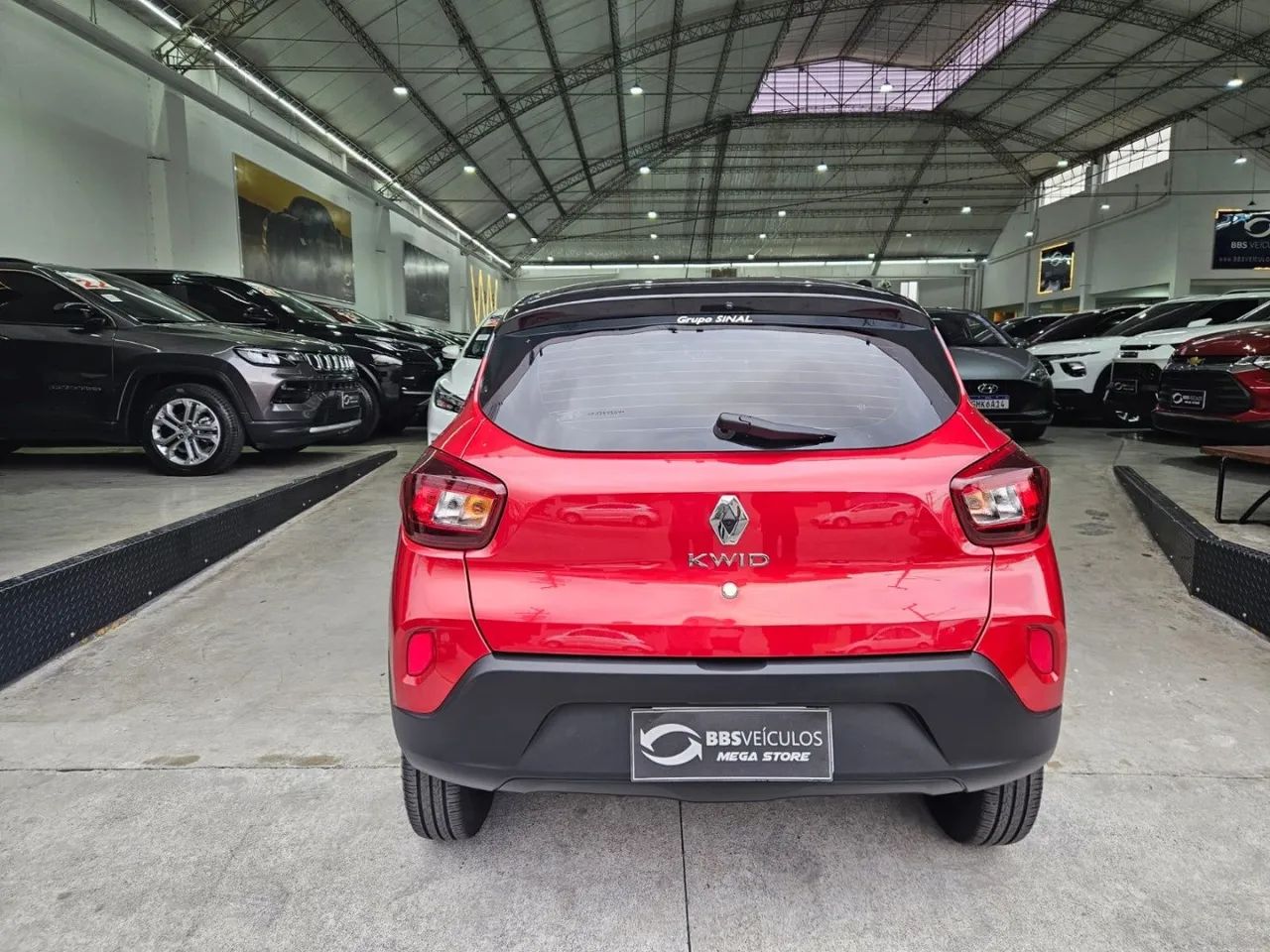 Renault Kwid 1.0 Intense, foto 7 de 8