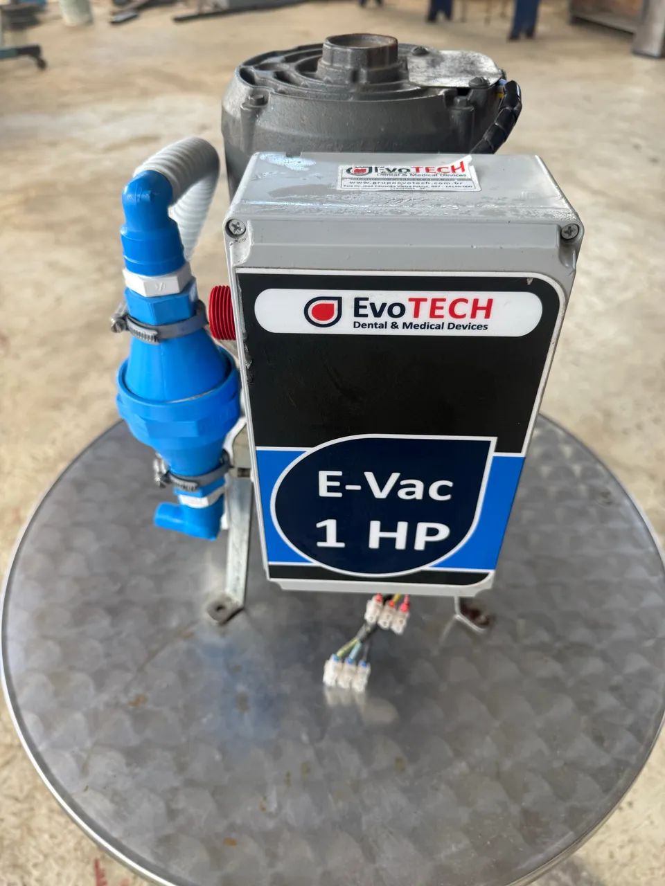 Bomba Vácuo até 4 Cadeiras Consultórios 1HP Bivolt EVAC Evotech numca usado.