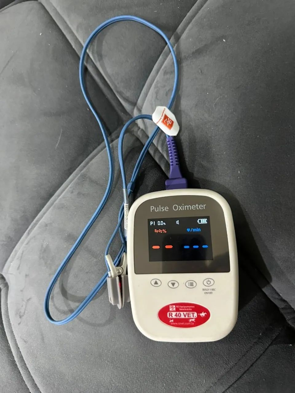 Oximetro Veterinário Ultra Portátil R40VET