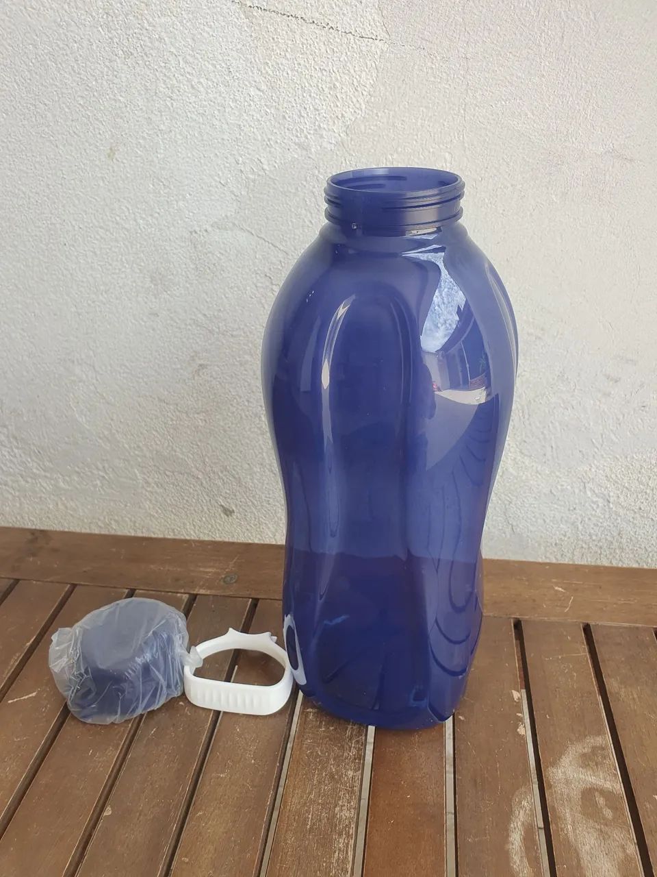 Garrafa 2 litros Tupperware 