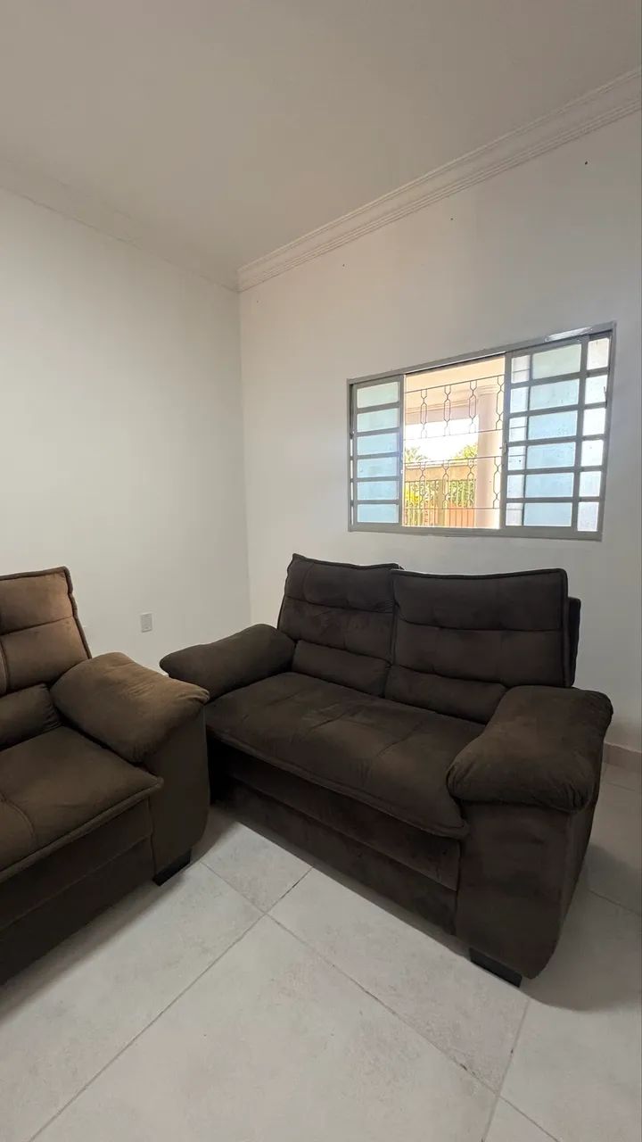 Conjunto de Sofá 3 e 2 Lugares Suede Marrom - Impecável e Muito Firme! - Foto 2
