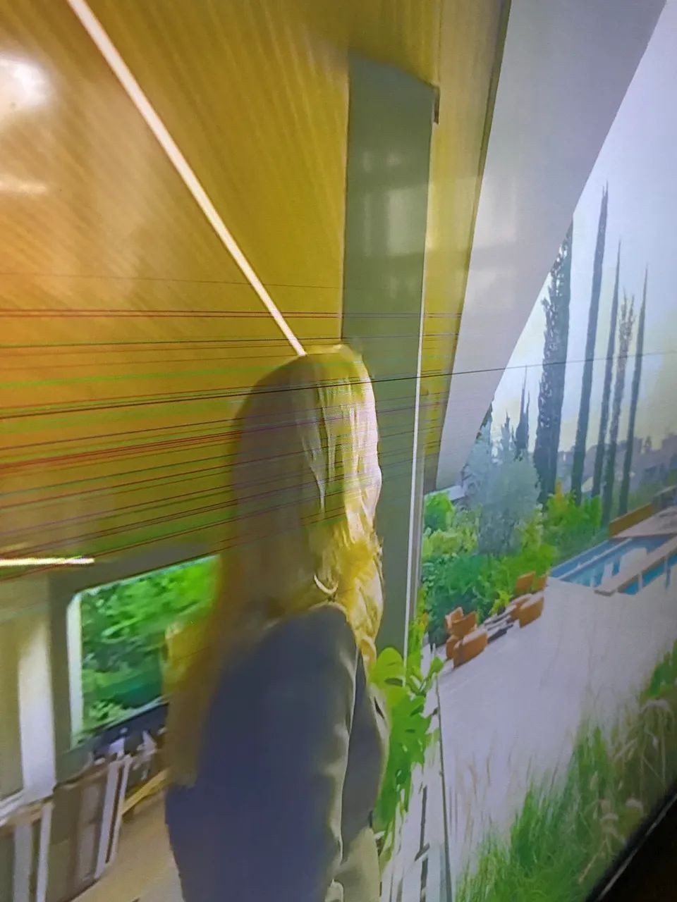 Smart Tv Philips 4k 50? com linhas  - Foto 4