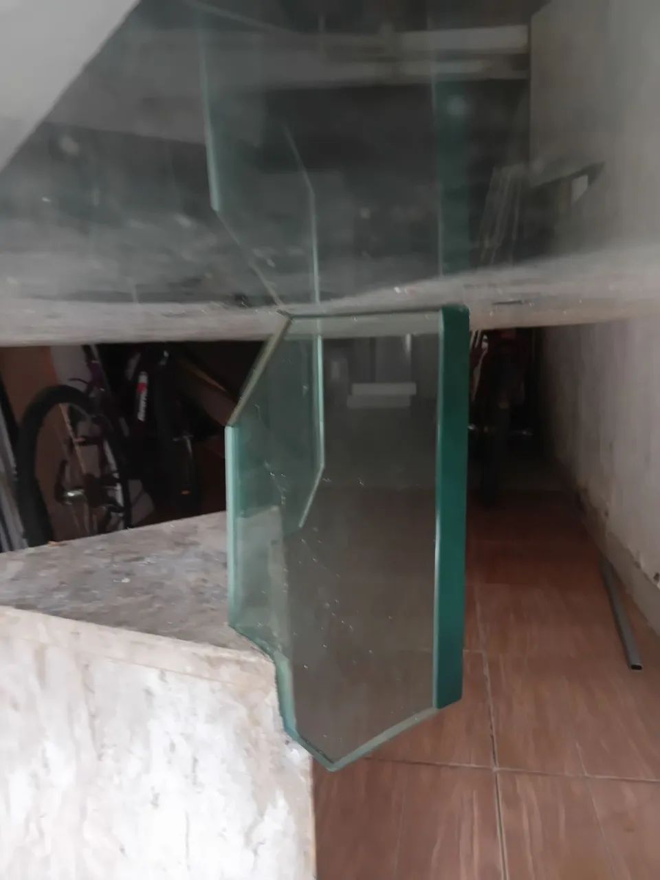 Mesa de jantar de mármore e tampo de vidro  - Foto 5