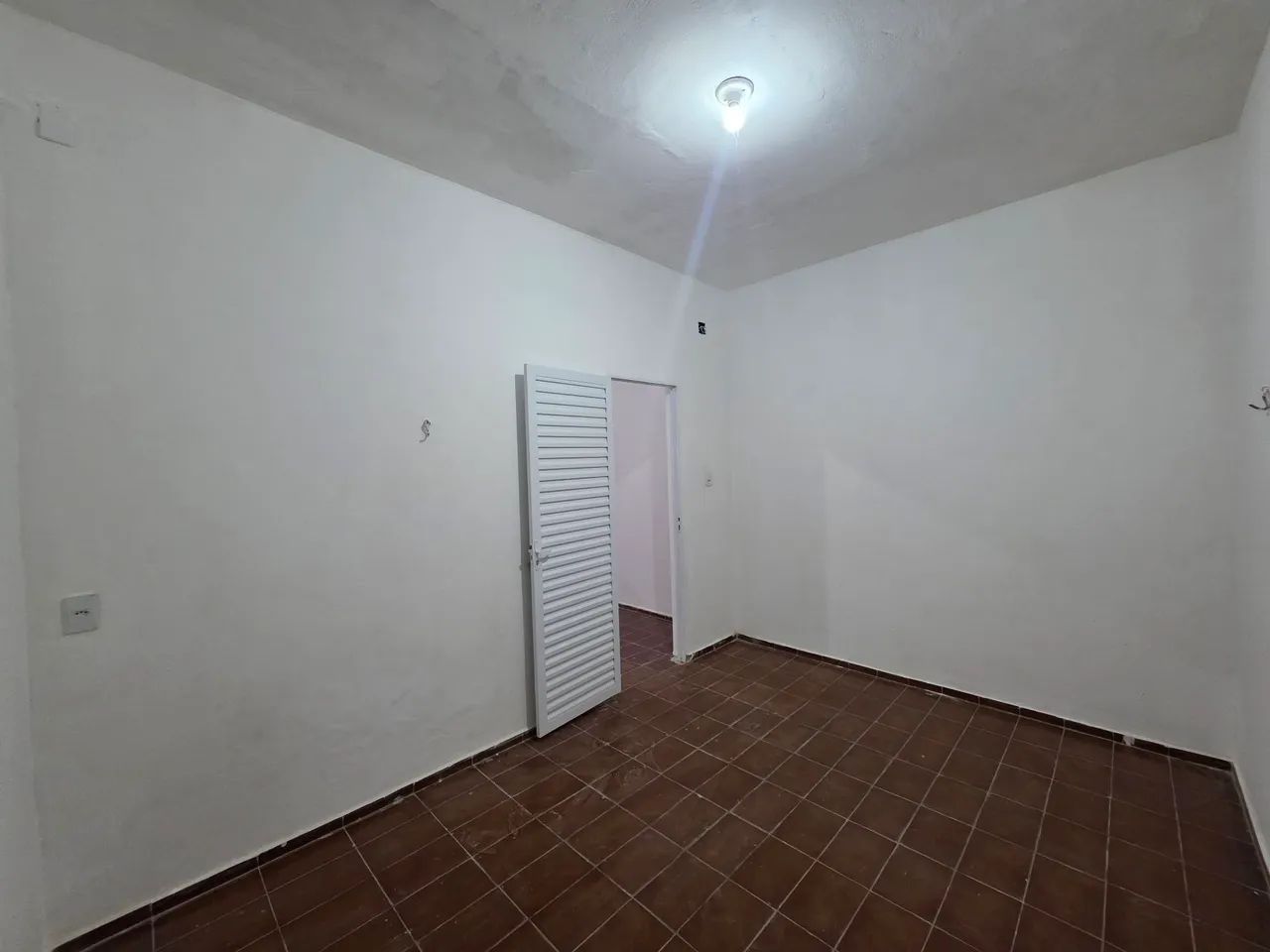 ALUGO KITINET NO BAIRRO SANTO ANTÔNIO  - Foto 5