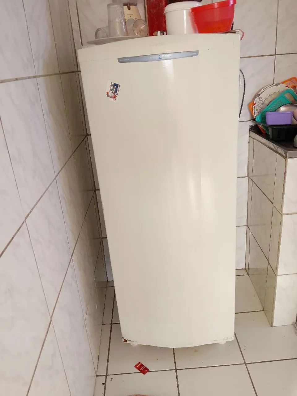 Vendo geladeira 