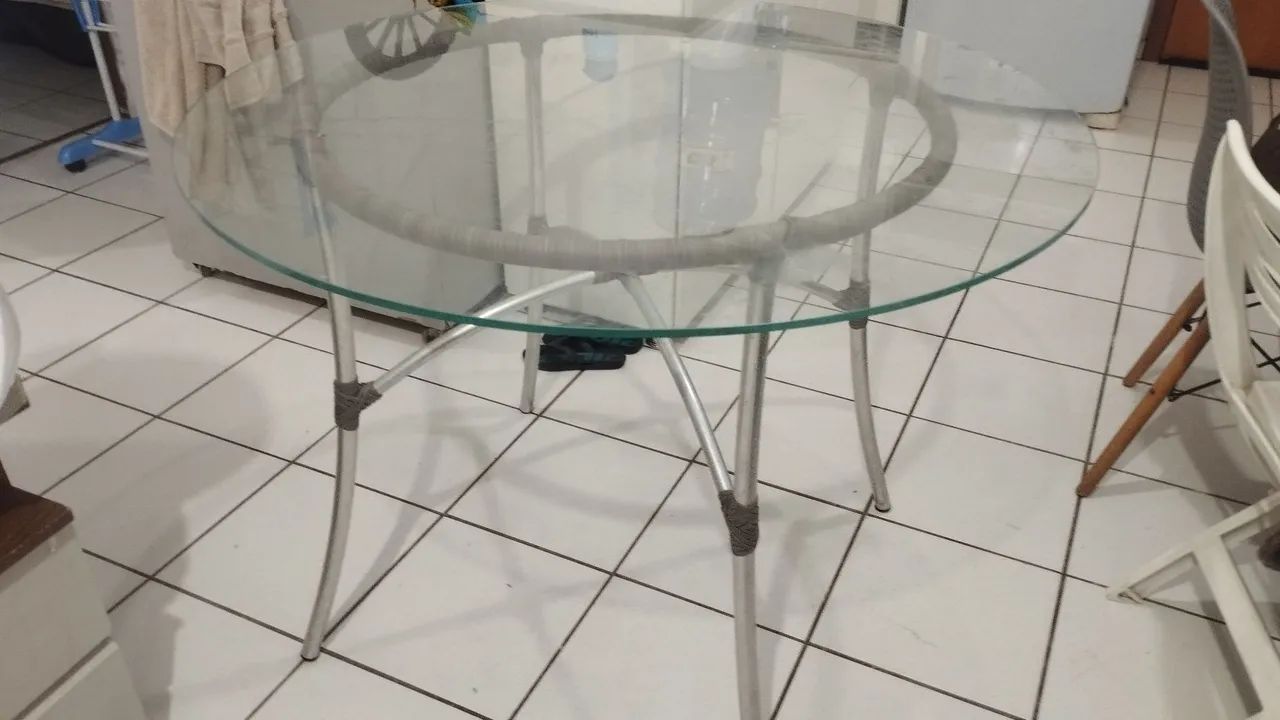 Mesa de Tampo de vidro - Foto 2