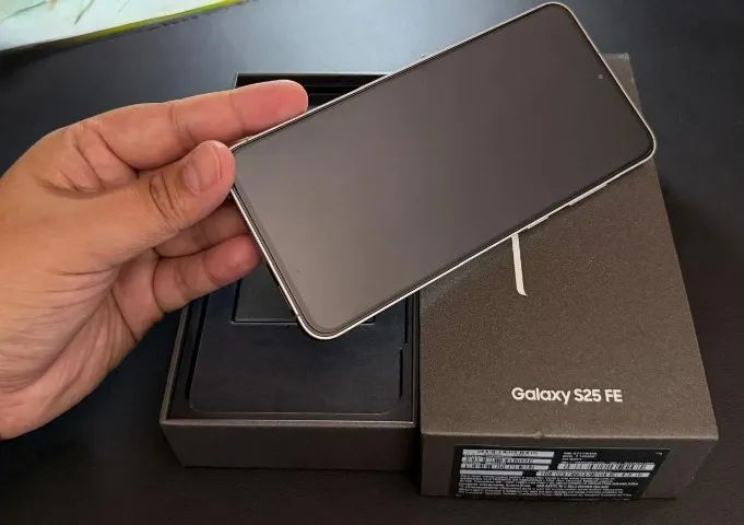 Samsung Galaxy S25 Fe 128GB Preto - Foto 5