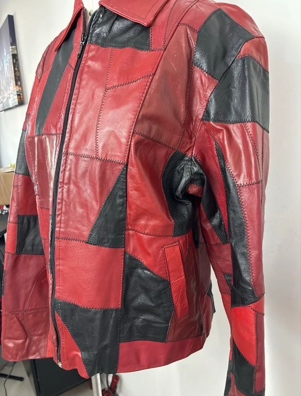 jaqueta de couro legítimo patchwork m - Foto 3