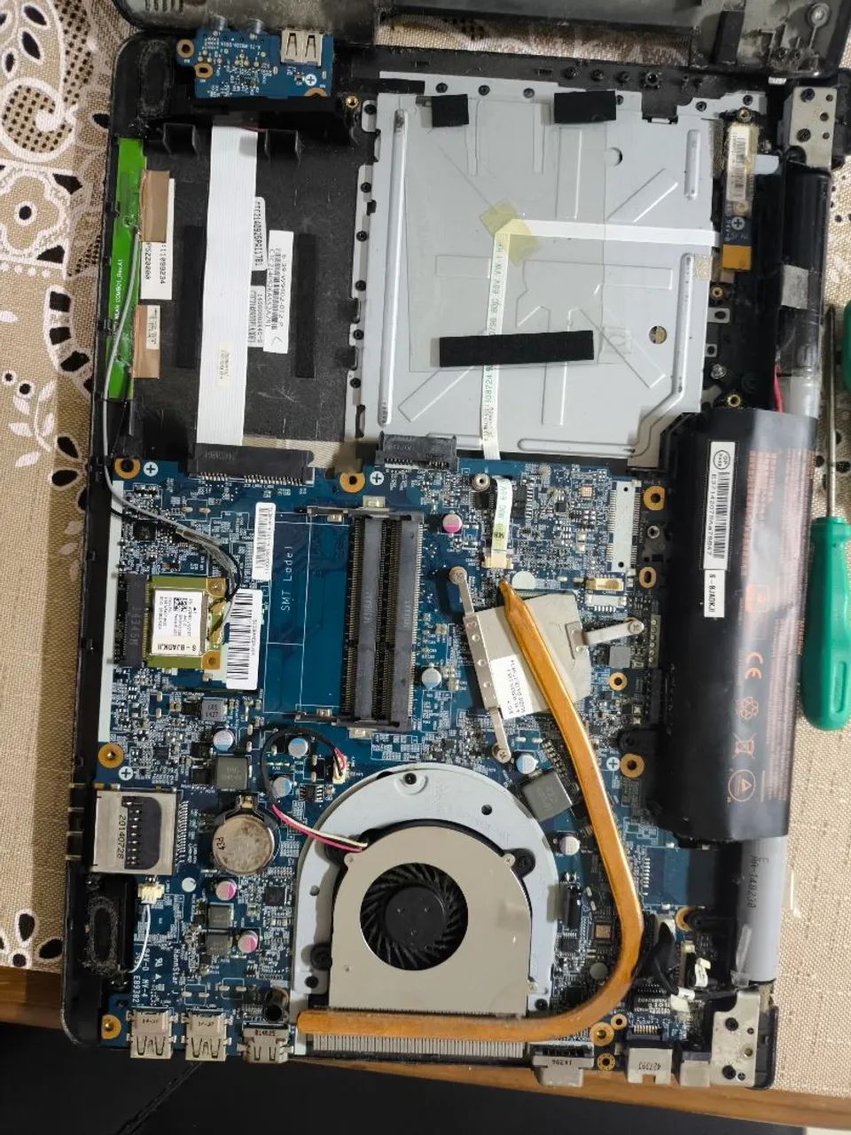 Carcaça de notebook positivo