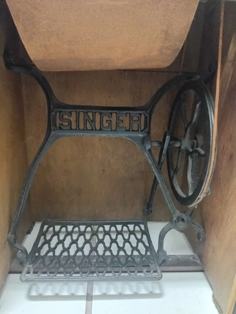 Máquina de Costura Singer Raridade - Foto 5