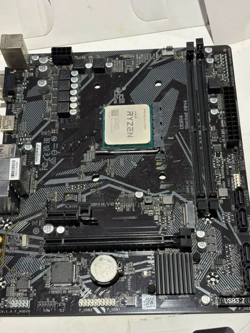 Processador Ryzen 3 3200G - Foto 4