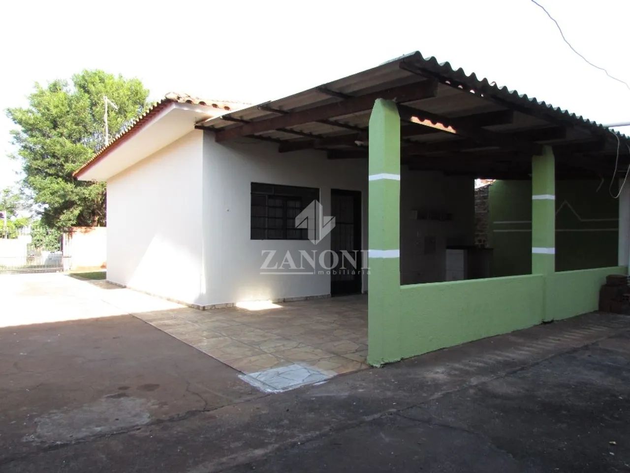 Locação de Casas / Padrão na cidade de Maringá - Foto 4