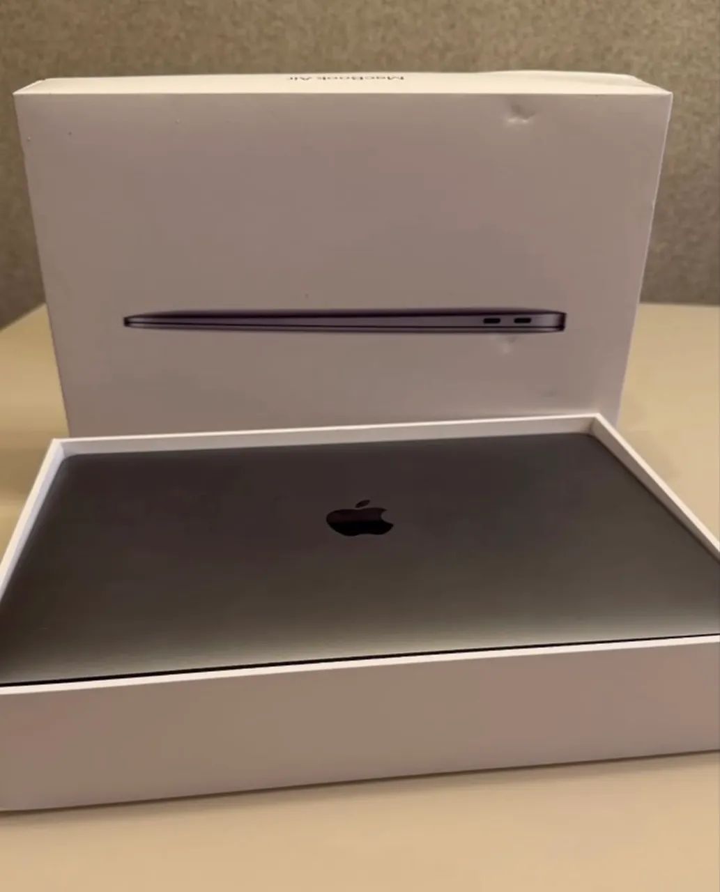 MacBook Air M1 APENAS 44 ciclos BAT 99%