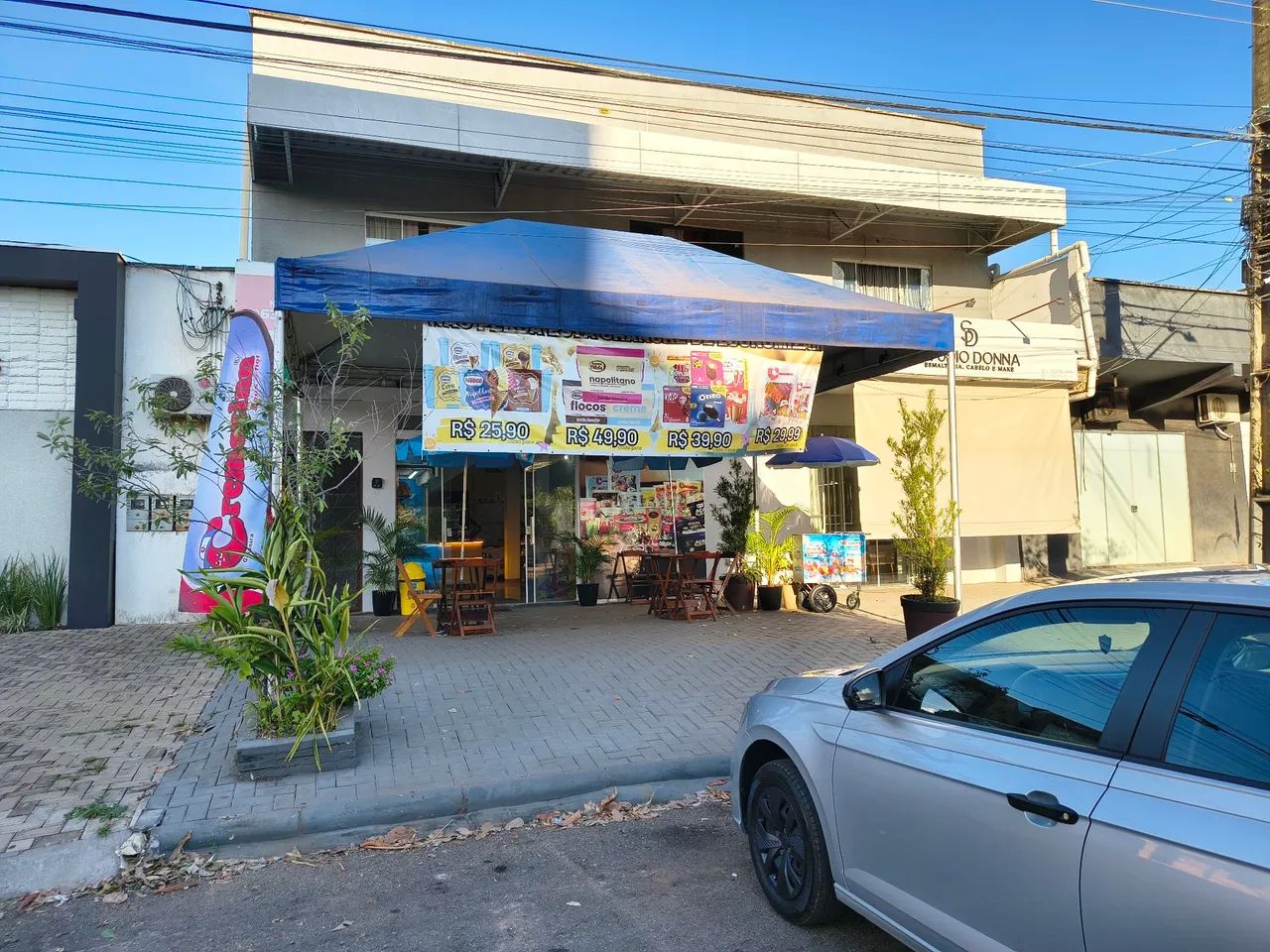 TENDA 6X4 EM ÓTIMO ESTADO