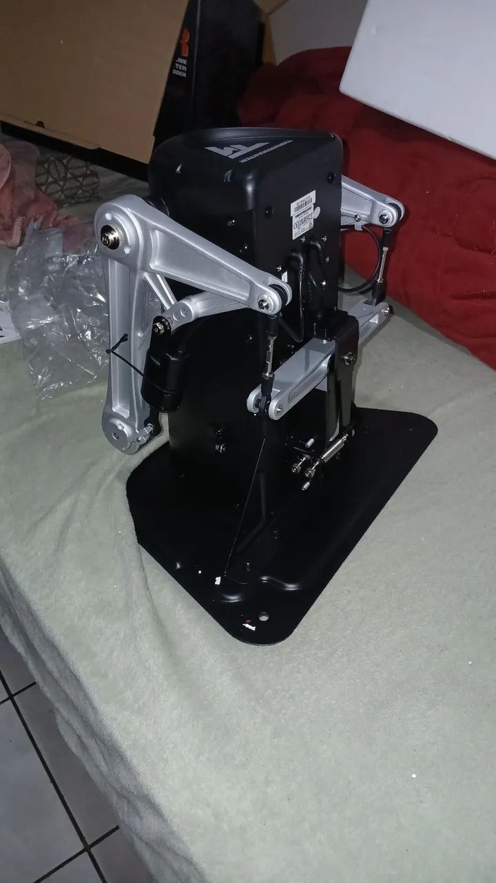 thrustmaster rudder pedals - Foto 4