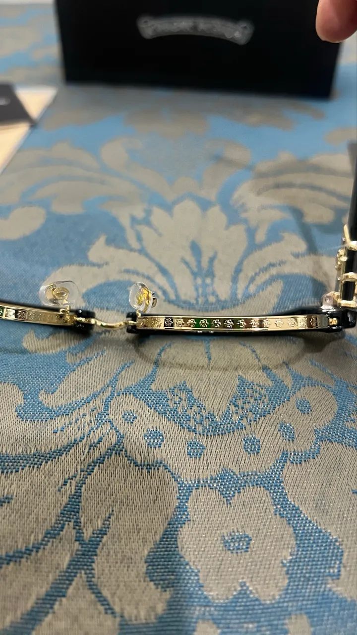 Óculos Chrome Hearts dourado  - Foto 4