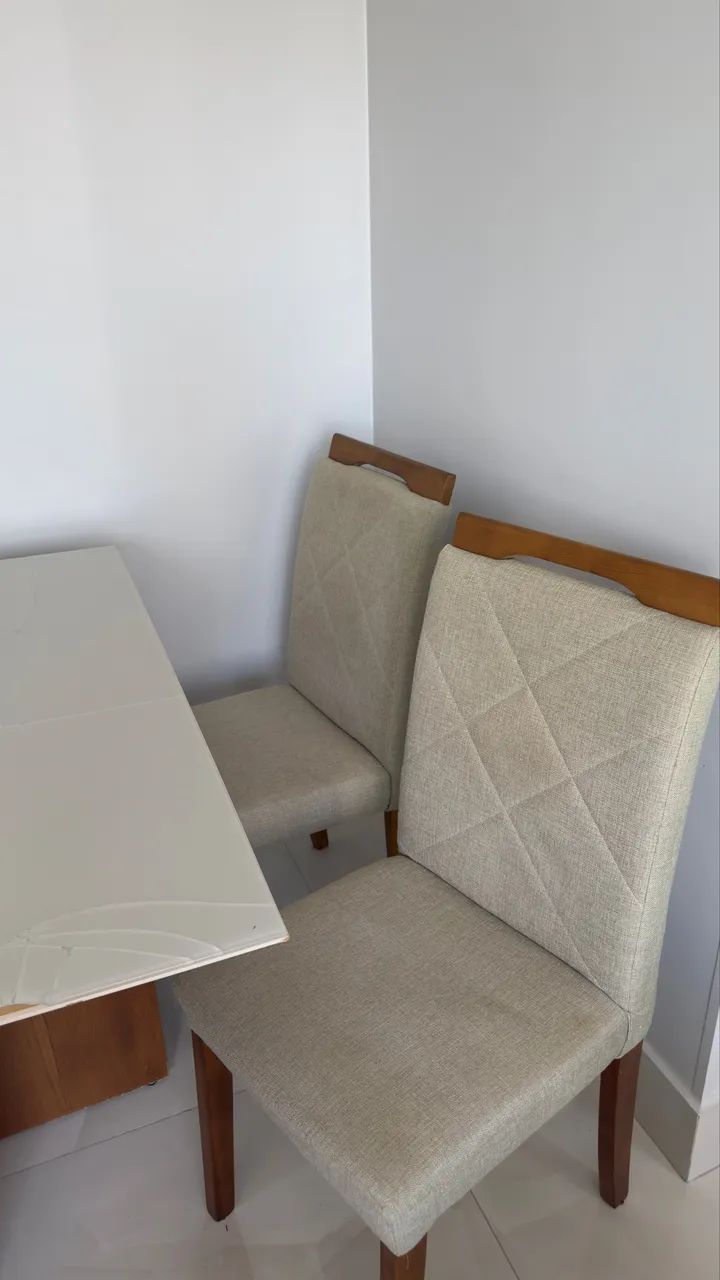 Mesa de jantar com 4 cadeiras  - Foto 3