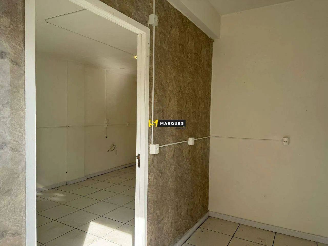 Sala Comercial com 40 m² de área privativa no bairro Costa e Silva. - Foto 5