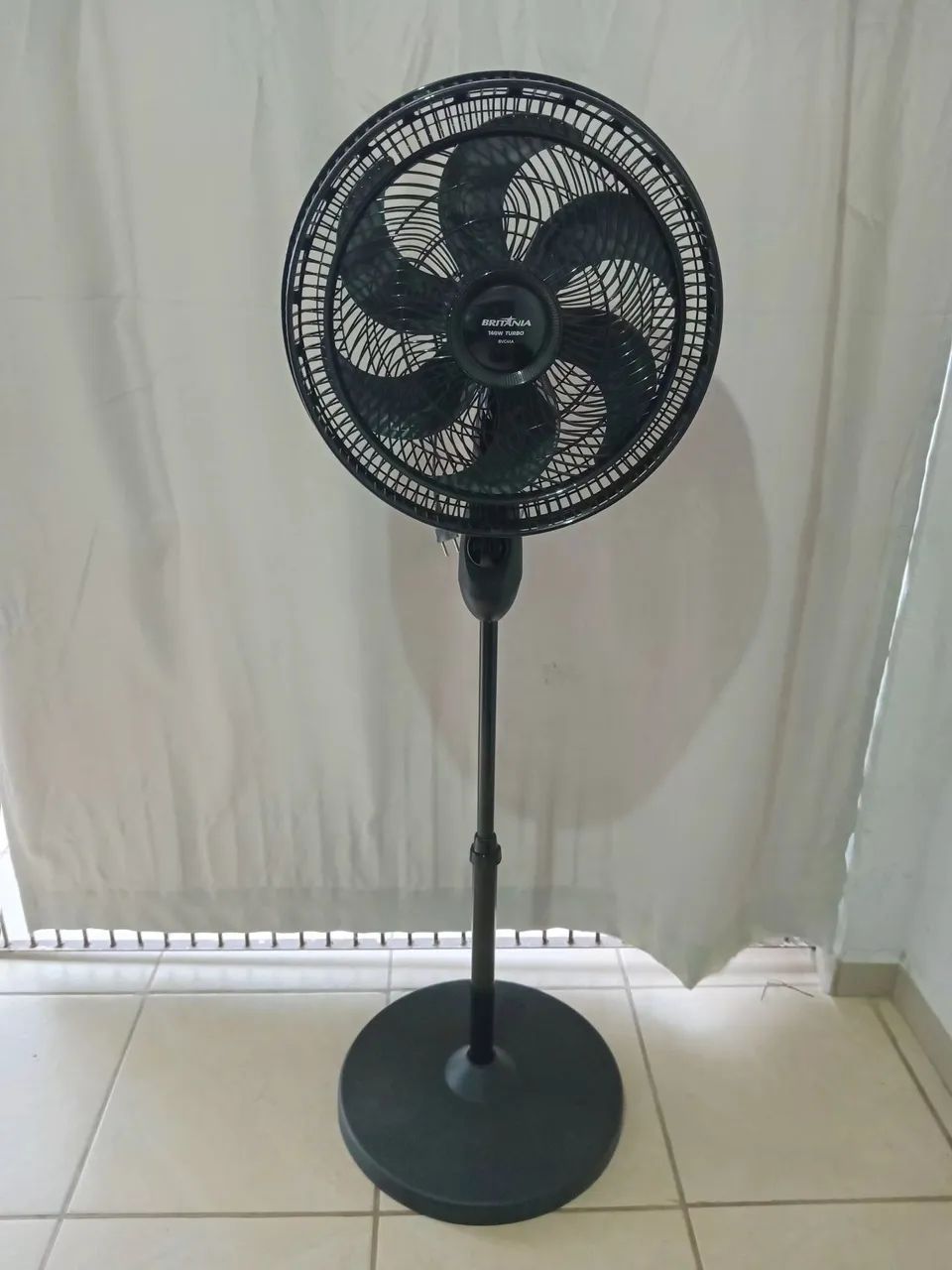 Ventilador Britânia 40 cm de coluna 