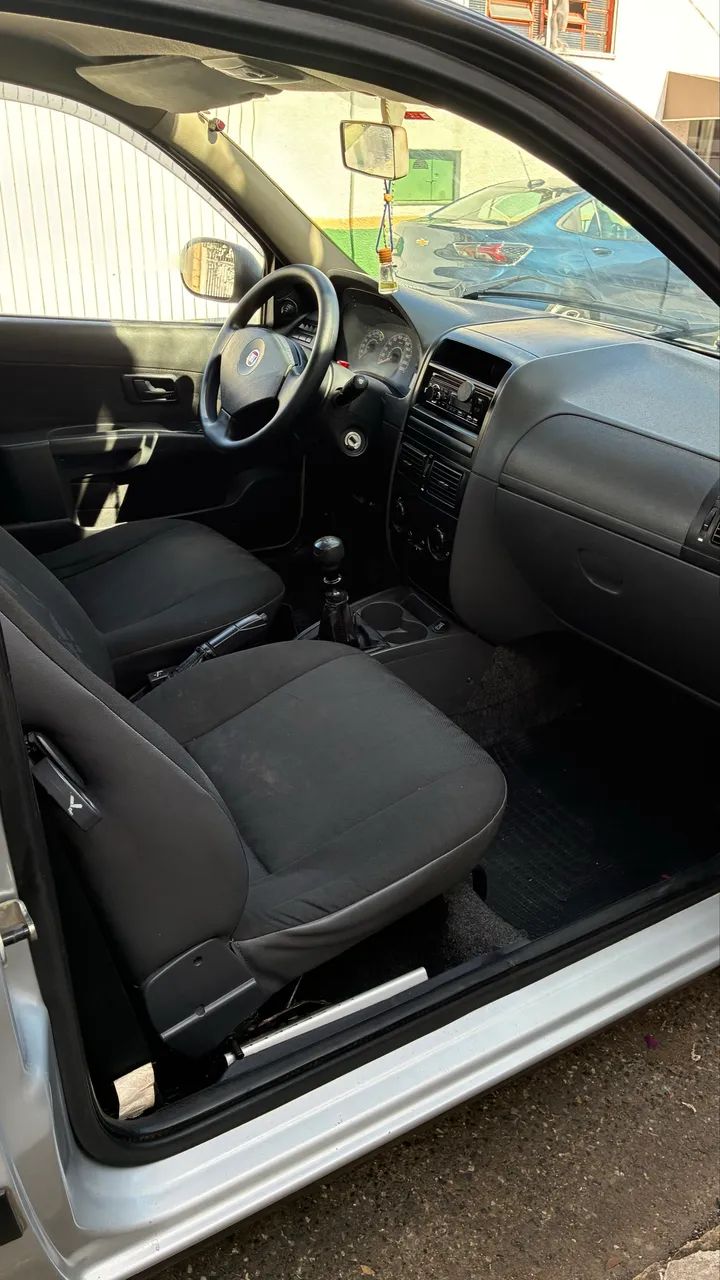 Fiat Strada Working Celeb.1.4 Fire Flex 8V CE 2012 - Foto 5