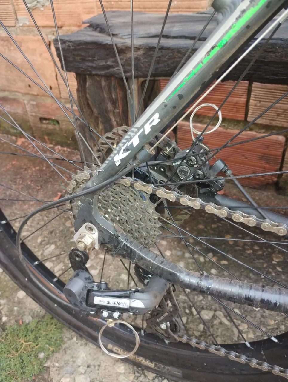 Bicicleta MTB aro26 - Foto 4